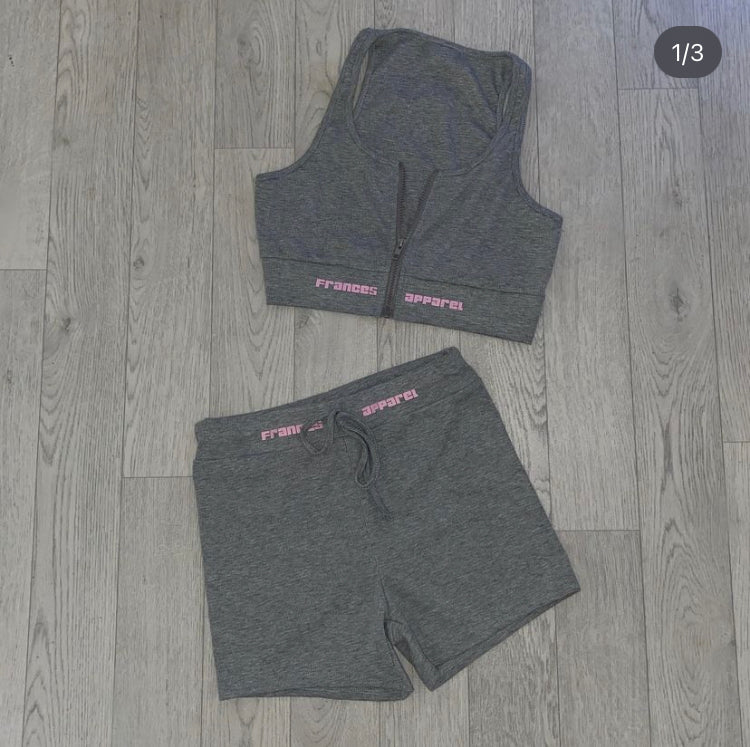 Grey essentials set