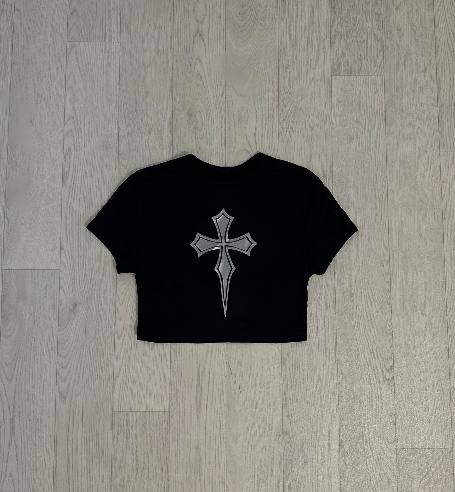 Dagger Cross crop top